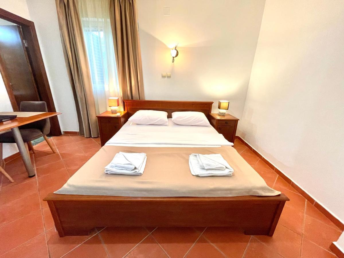 Apartments Petkovic Budva Luaran gambar