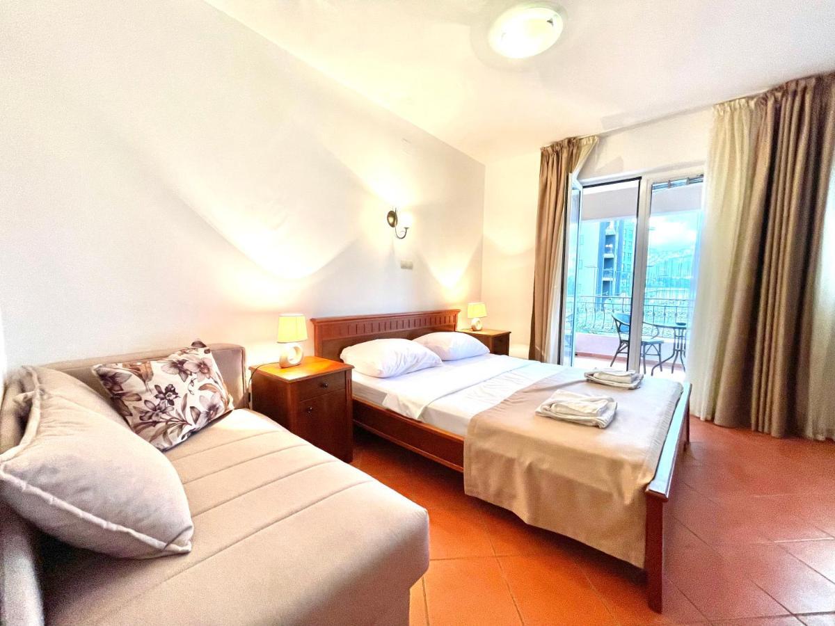 Apartments Petkovic Budva Luaran gambar