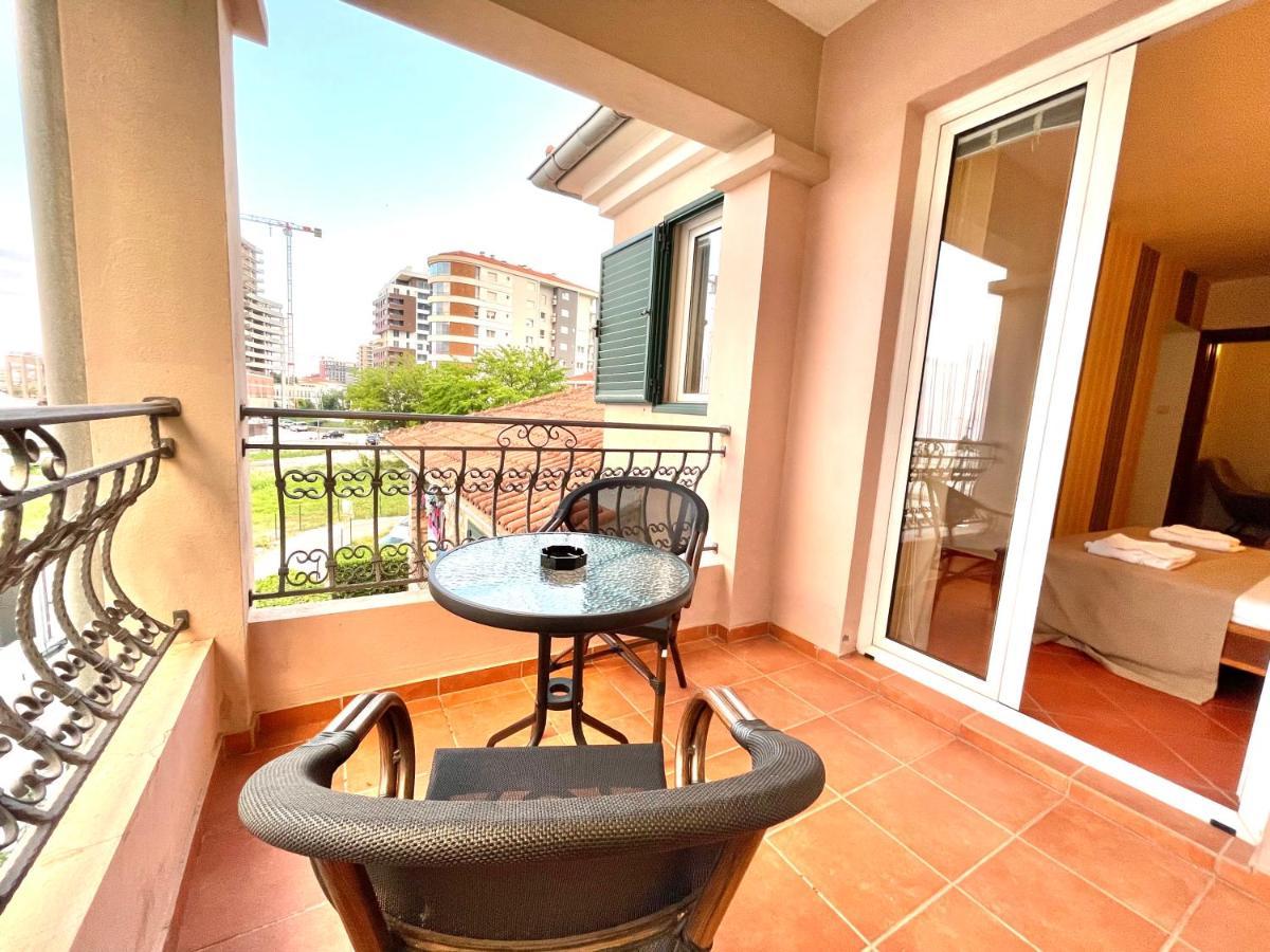 Apartments Petkovic Budva Luaran gambar